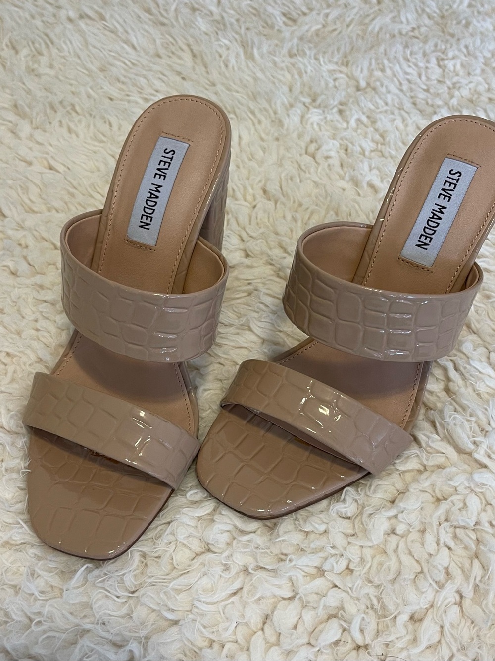 Steve Madden Taya Tan Croco Tan Slip On Heels Patent Women's Size 7 NEW